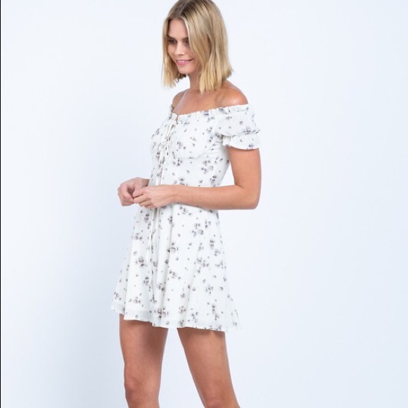 Off the shoulder mini dress - Picture 5 of 8